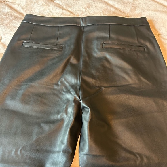 NWT Esprit Women’s Faux Leather Pants Size 6 Straight Leg Black Biker Rocker - Picture 4 of 11